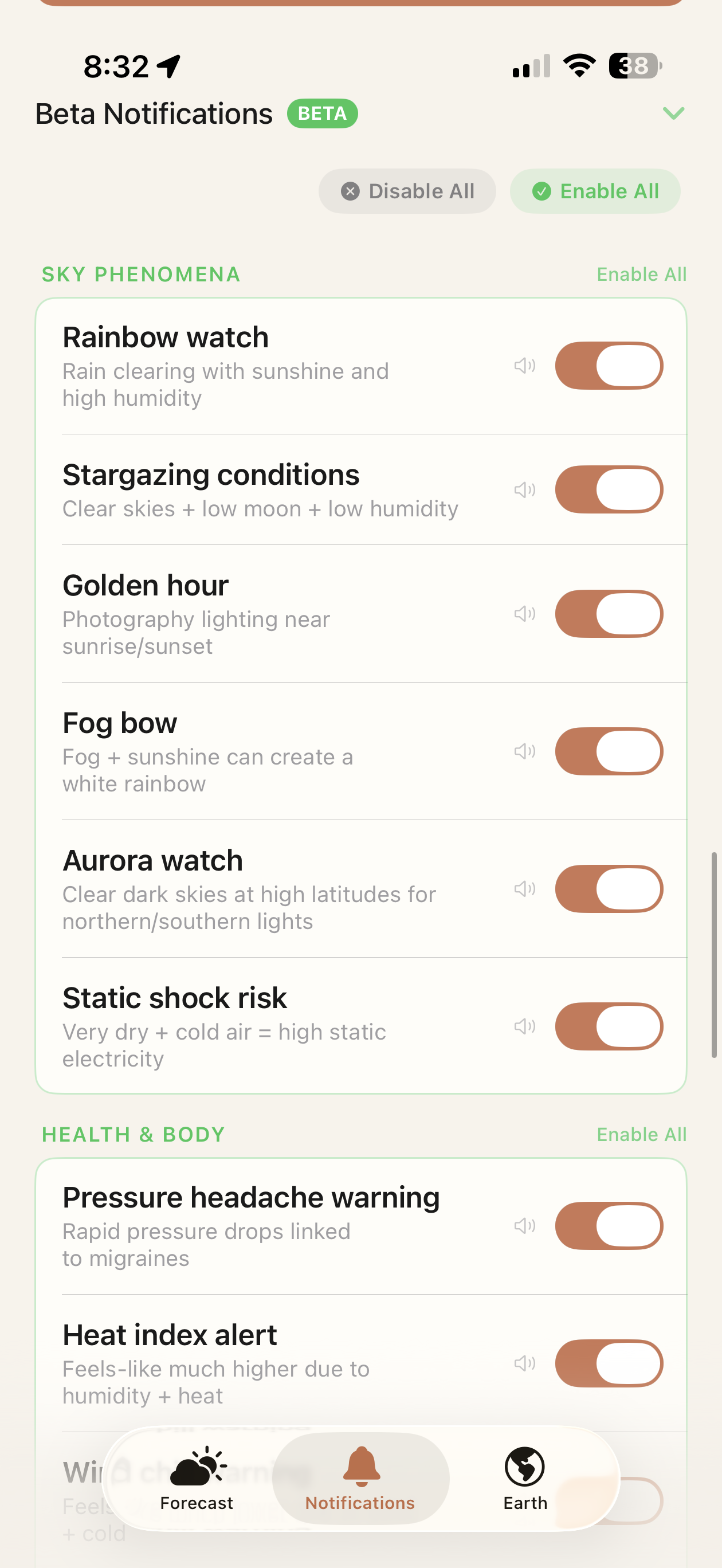 Sky phenomena notifications: rainbow, stargazing, golden hour, fog bow, aurora